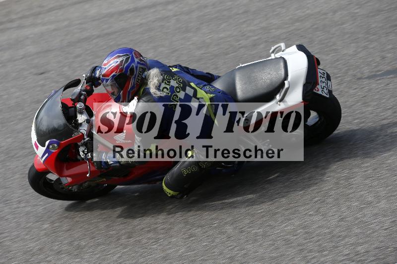 /08 17.04.2026  TZ Motorsport ADR/Gruppe gelb/38